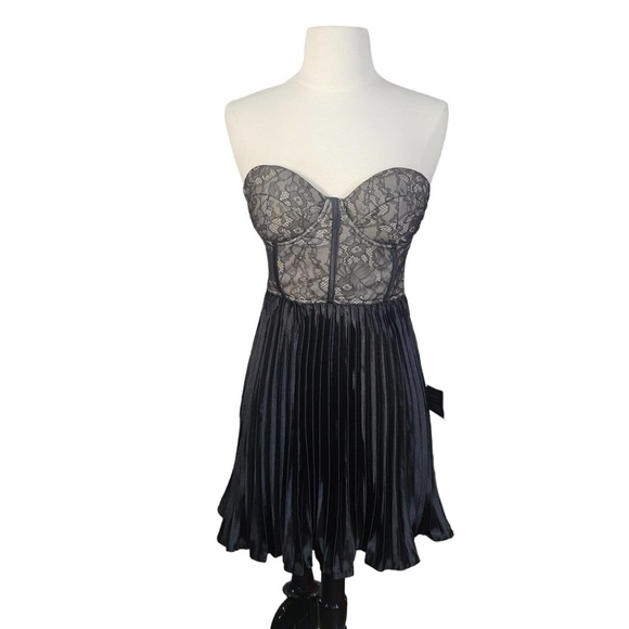 LULUS Black Lace Bustier Strapless Mini Corset Dress by Ideal Romance Sm… - Picture 9 of 16